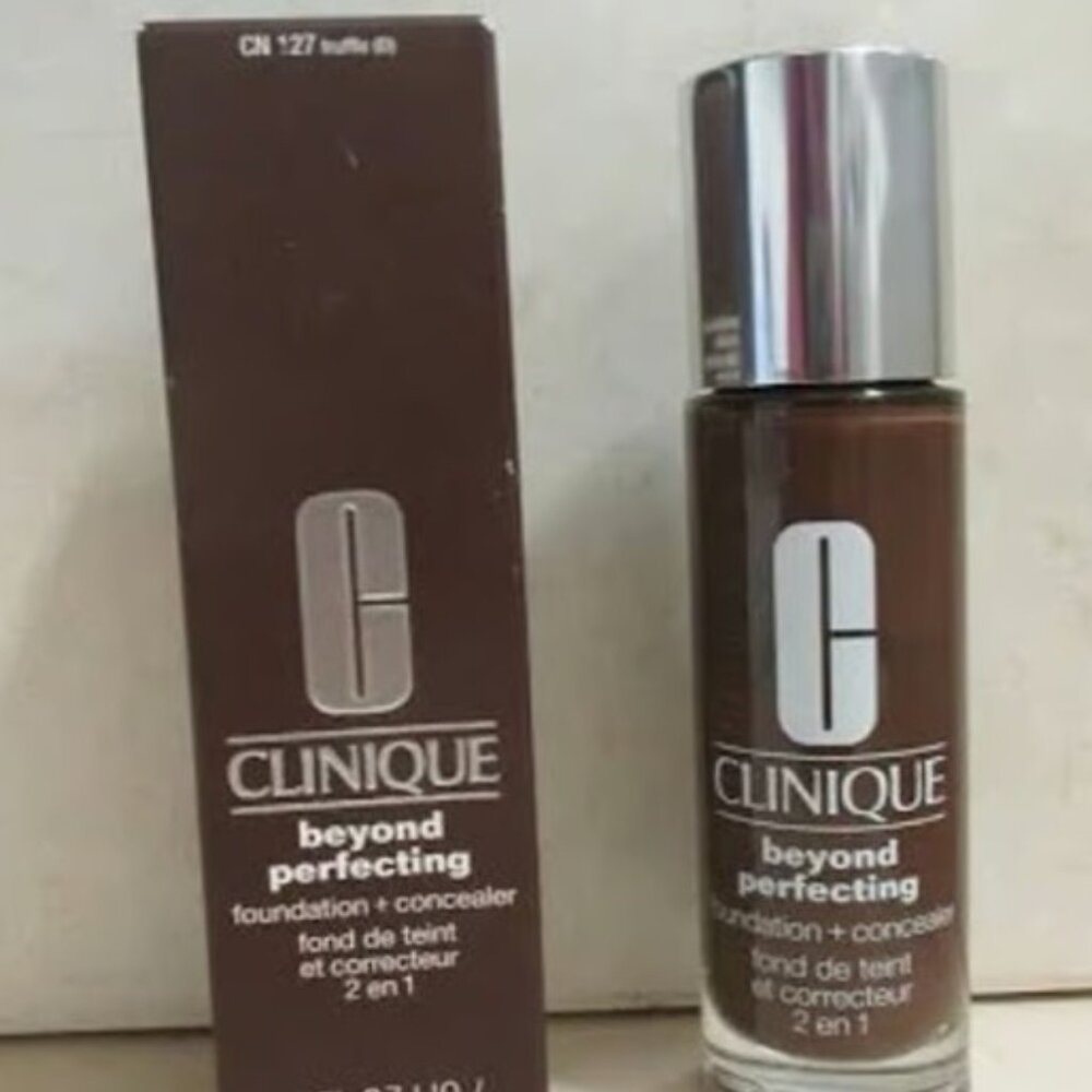 Clinique Beyond Perfecting Foundation + Concealer- CN127 Truffle